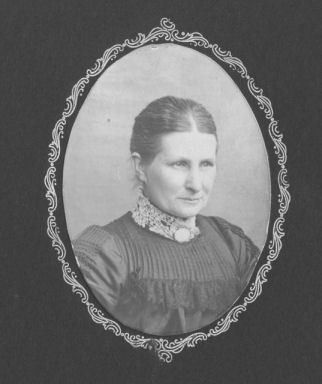 B017-Sarah Harrison Benton B017-Sarah Harrison Benton