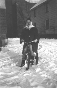 H115 - Mary Helen Benton Lennon